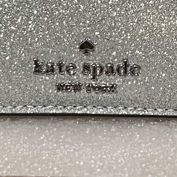 Kate Spade Silver Card/ID Holder NIB - Picture 6 of 6